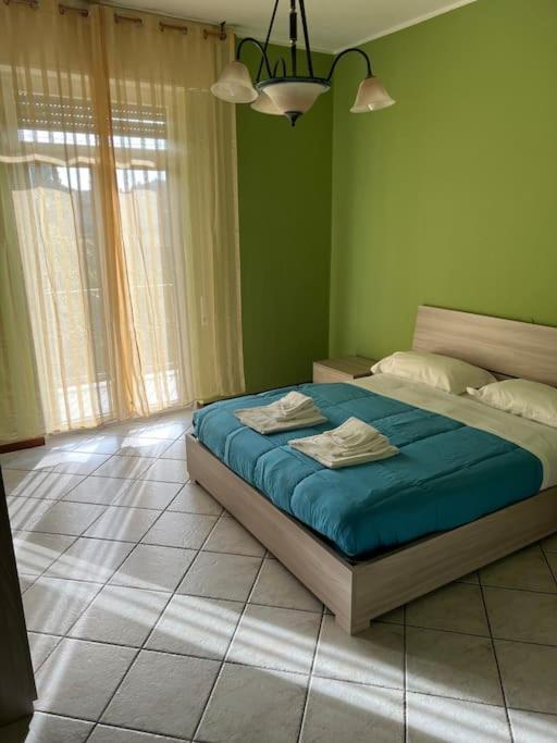 Апартаменти Orio Relax 24H Airport 1 - 3 Minute From Arrival By Bus Бергамо Екстер'єр фото