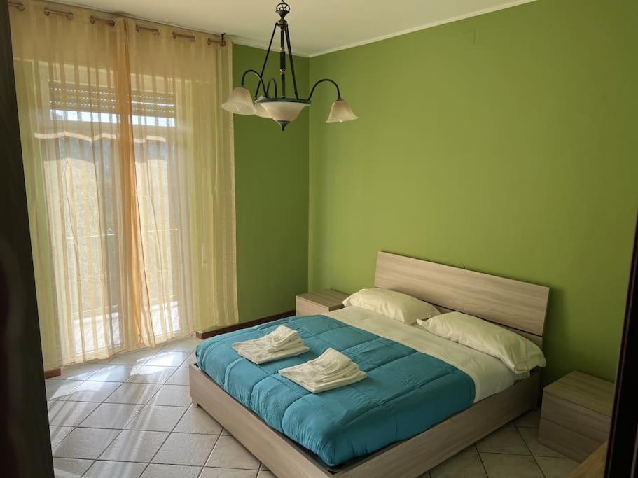 Апартаменти Orio Relax 24H Airport 1 - 3 Minute From Arrival By Bus Бергамо Екстер'єр фото