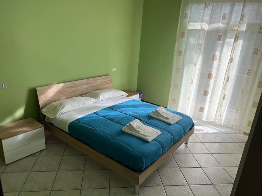 Апартаменти Orio Relax 24H Airport 1 - 3 Minute From Arrival By Bus Бергамо Екстер'єр фото